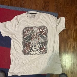 White Hard Rock Guitar Company Shirt Men’s Large